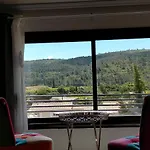 Alaric Lodge: Champêtre Avec Parking Privé. *