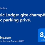 Alaric Lodge: Champêtre Avec Parking Privé. * Comigne